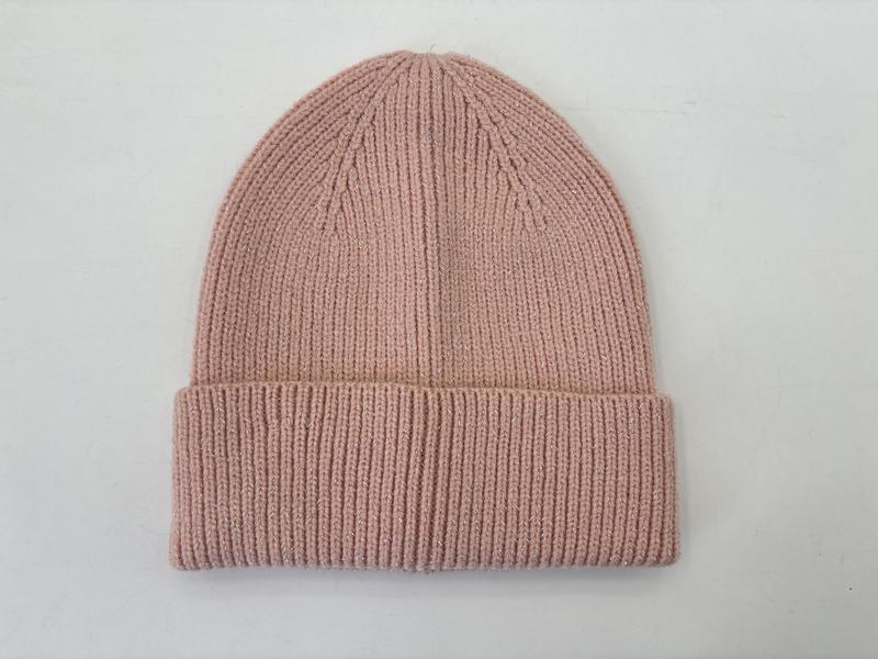 «Blush rosa ribbestrikket topplue med brett