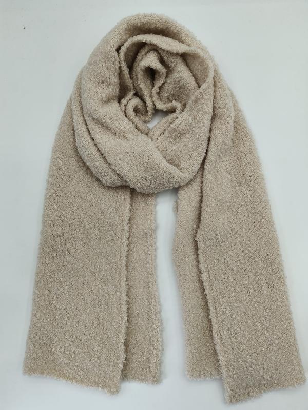Beige boucle strikket skjerf i oversized passform